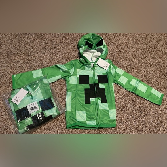 Boys  Minecraft jackets size 4
2 available $18 each - Picture 1 of 1